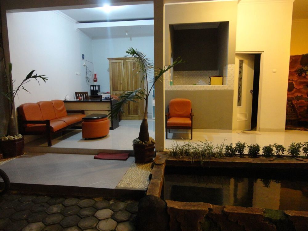 יוגיאקרטה Pendowo Huis Guest House מראה חיצוני תמונה